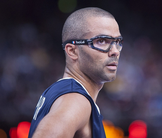 Lunette-protection-tony-parker